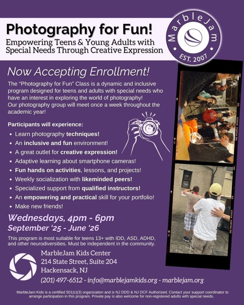 Photography class flyer with details about enrollment and schedule.